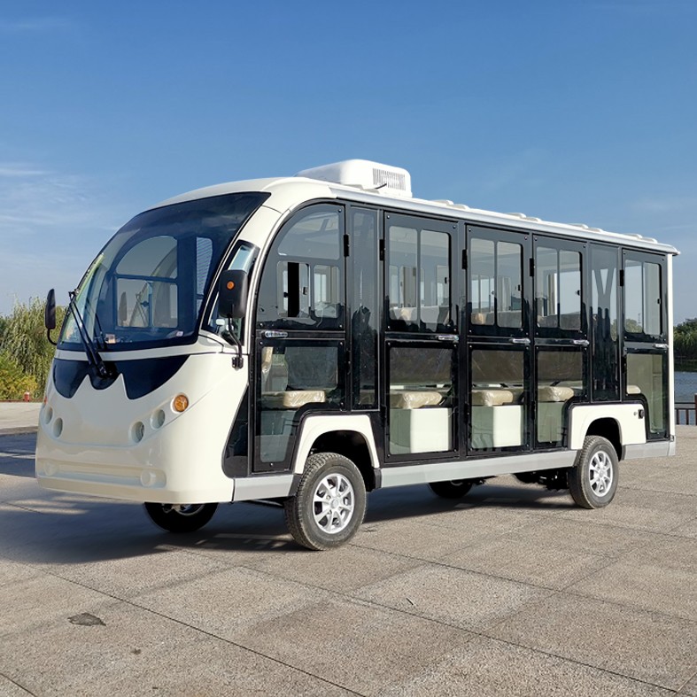 14 férőhelyes zárt elektromos városnéző busz